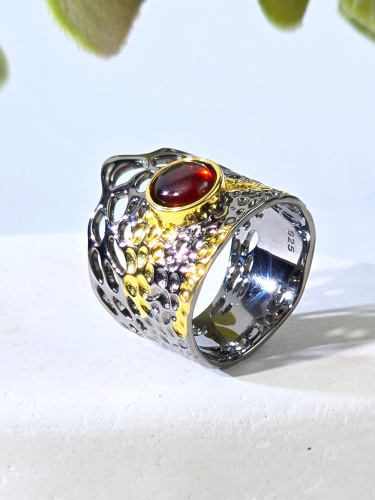 Серебряное кольцо